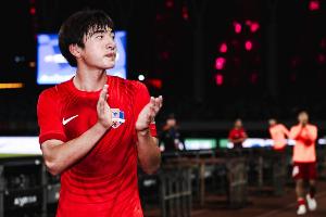 开云Kaiyun中国官网登录入口-魏祥鑫：想在20岁前进入国家队 看录像学C罗“踩单车”