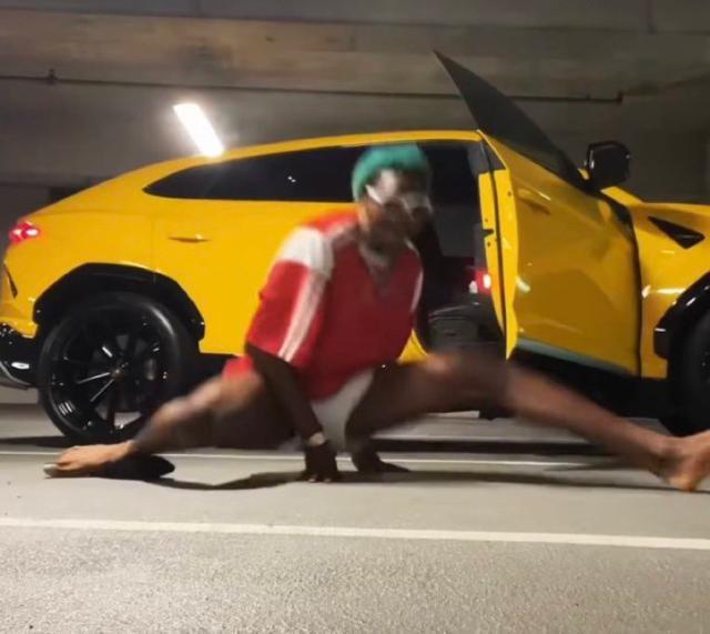 开云体育官网-又疯一个？喷詹鲨 跳热舞 琼斯癫狂言行让黄蜂担忧